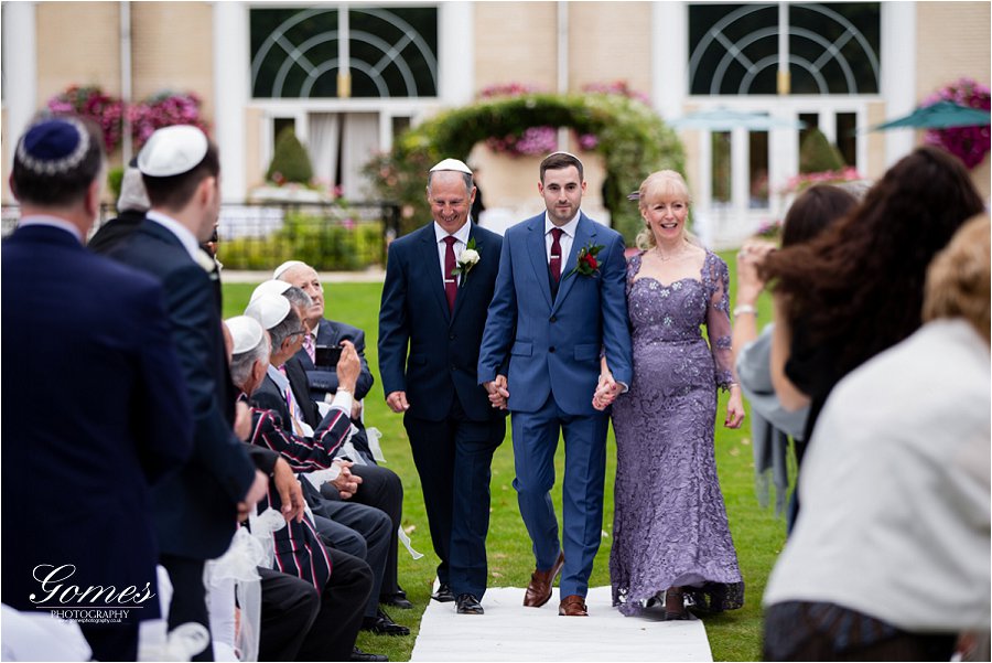 an outdoors jewish wedding at Sopwell House