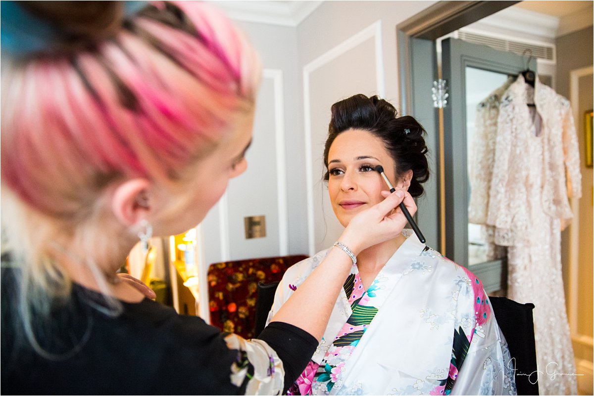 bride getting ready at the Hyatt Regency hotel in London
